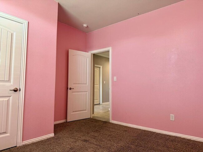 Building Photo - Home for Rent
