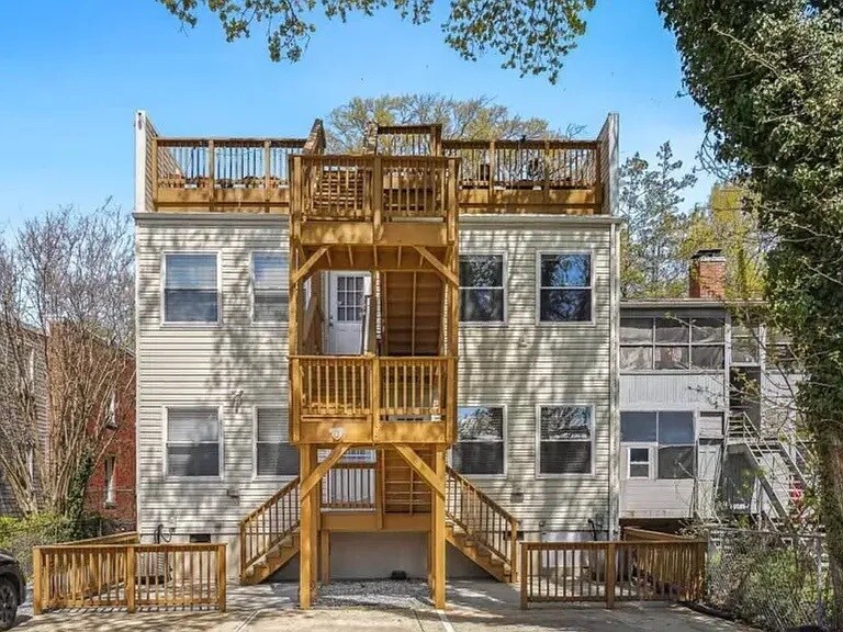 Building Photo - 1346 Nicholson St NW