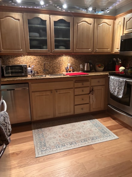 Building Photo - 701 N Rengstorff Ave