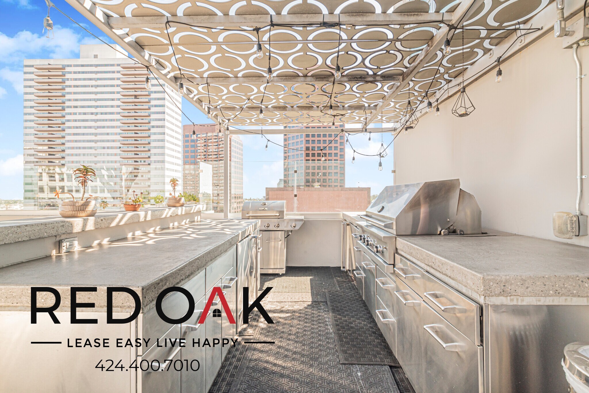 Building Photo - 1168 S Barrington Ave