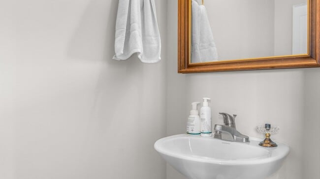 Building Photo - A First-Time Rental Available 09-15-25! 3 ...