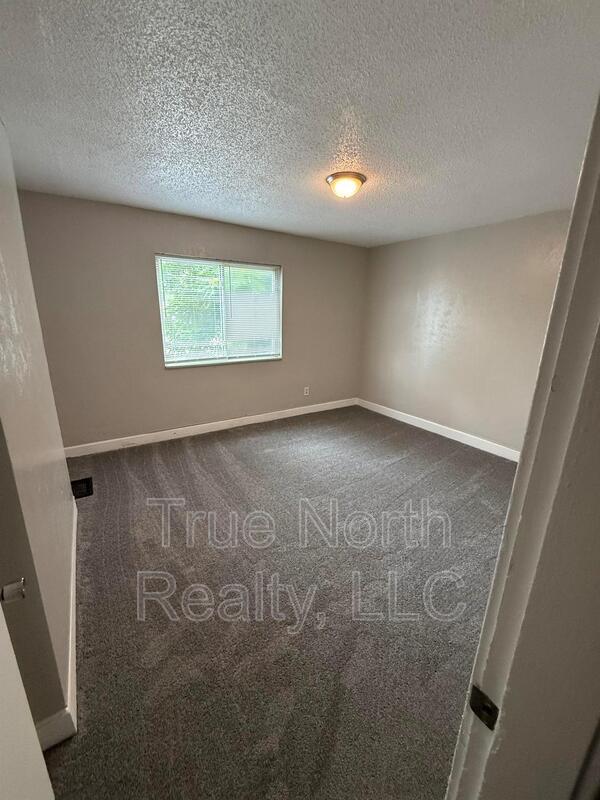 Building Photo - 1223 E 20th Ave