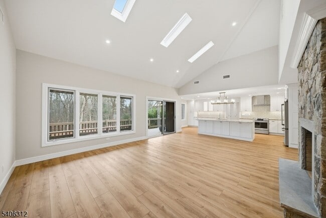 Building Photo - 12 McCaffrey Ln