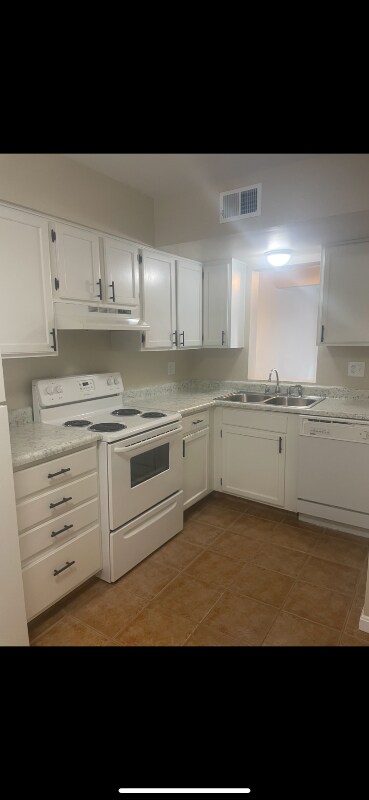 Building Photo - 23 Queens Creek