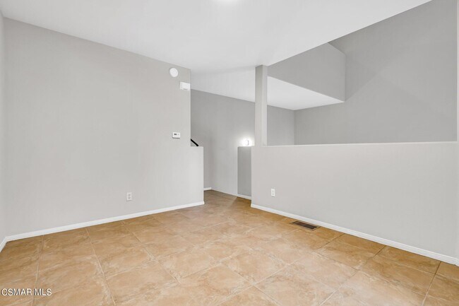 Building Photo - 315 Westlake Vista Ln