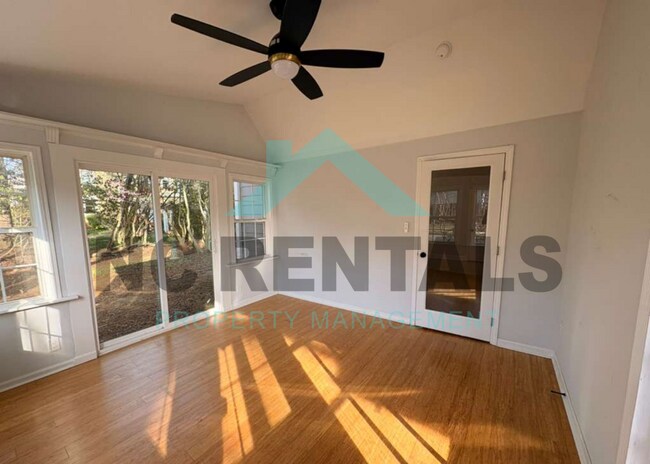 Building Photo - 234 S Academy St