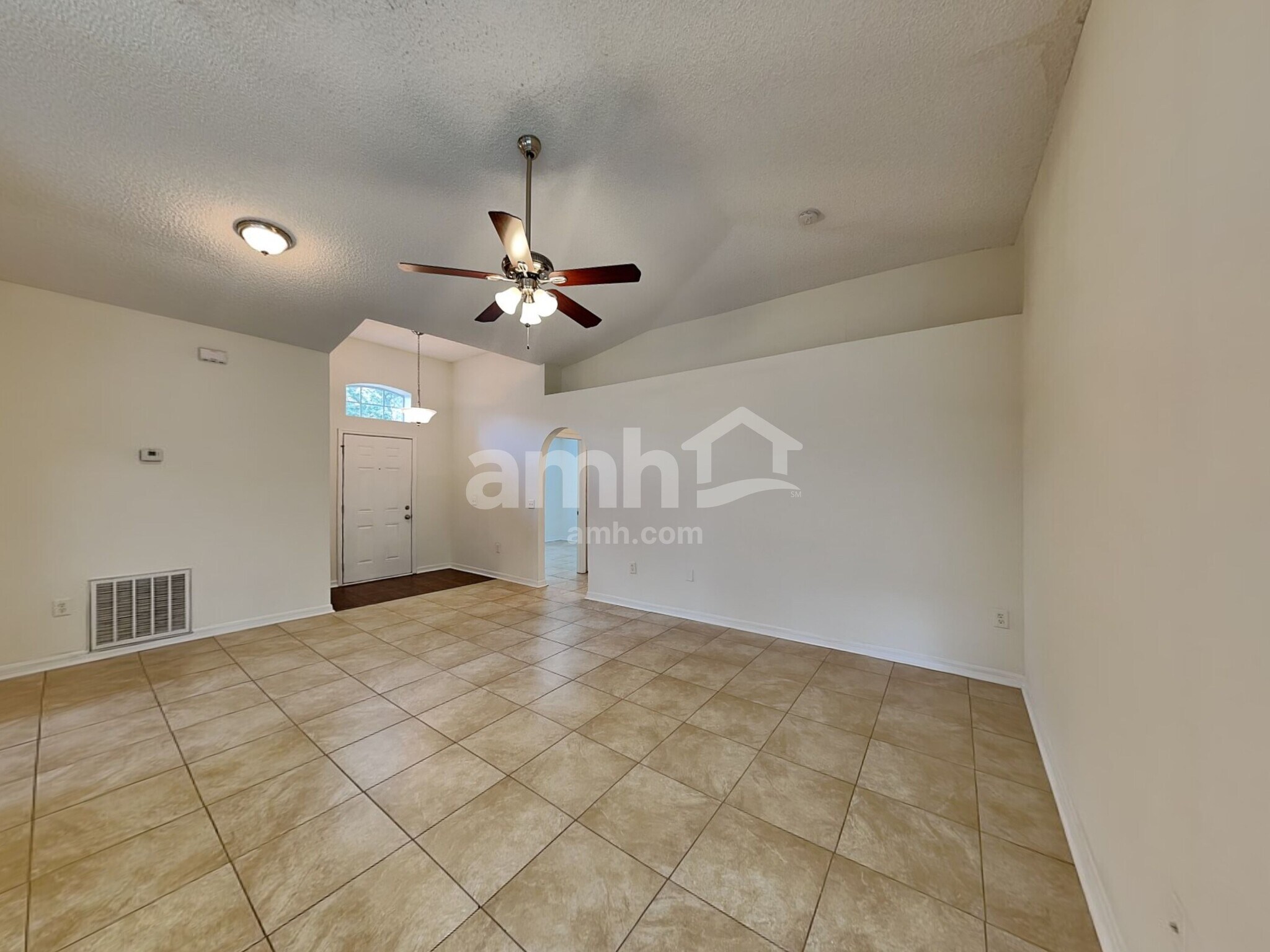 Building Photo - 2201 Pierce Arrow Dr