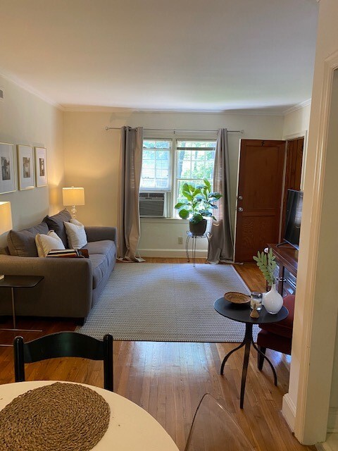 Living Space - Gailyn on Sharon