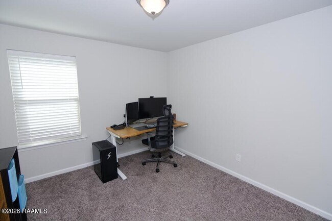 Building Photo - 6720 Tiger Pointe Dr.