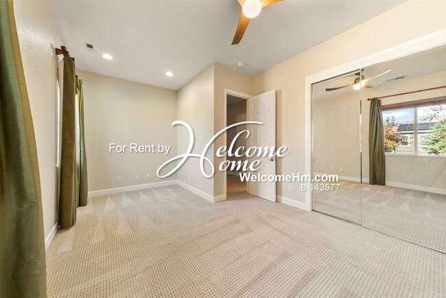 Building Photo - 15020 Redmond Lp