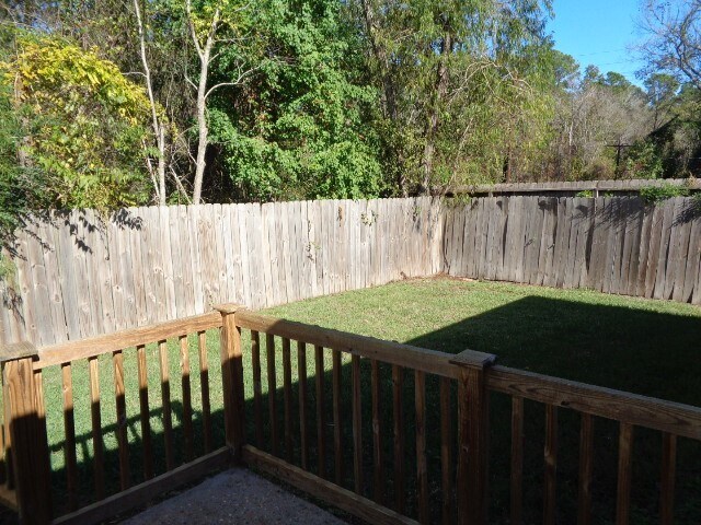 Building Photo - 9807 Woodhollow Dr