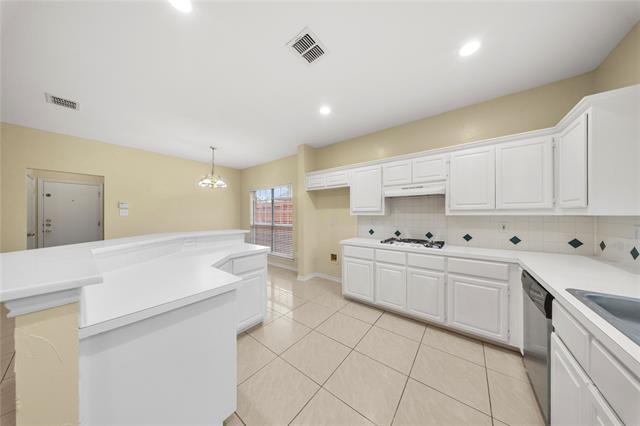 Building Photo - 2808 Barksdale Dr