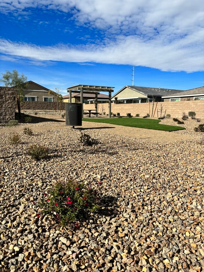 Building Photo - 104 Barton Bay Ave