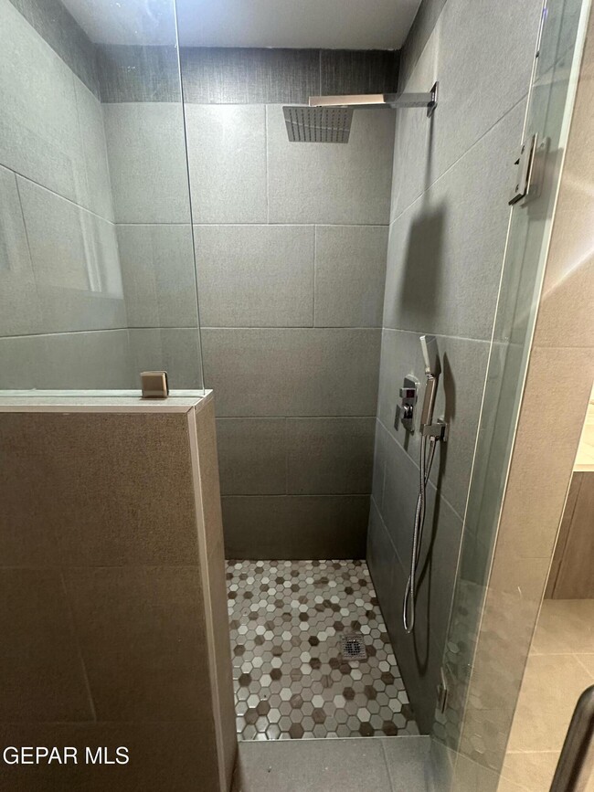 Building Photo - 2433 Alan Duncan Ln