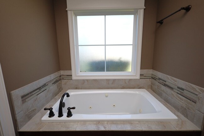 Building Photo - 4015 Cane Mill Cir