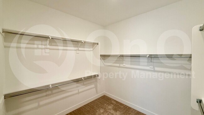 Building Photo - 14255 W Alameda Rd