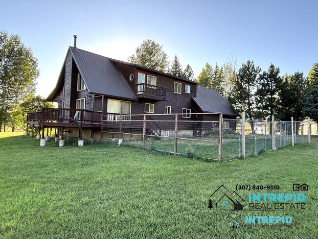 Building Photo - 116 Buckaroo Cir
