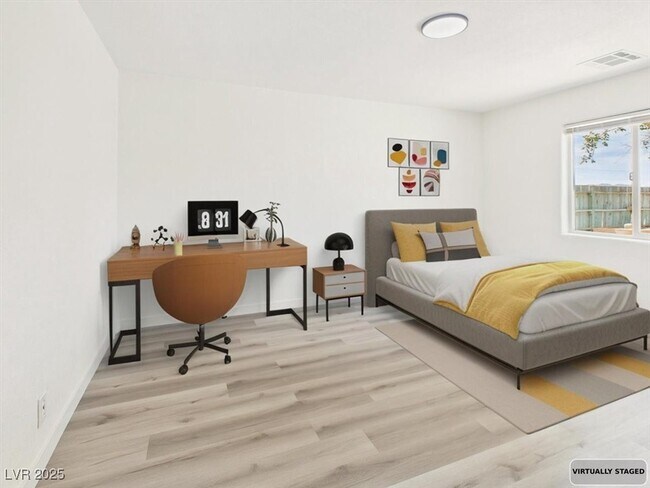 Building Photo - 5610 N Linda St