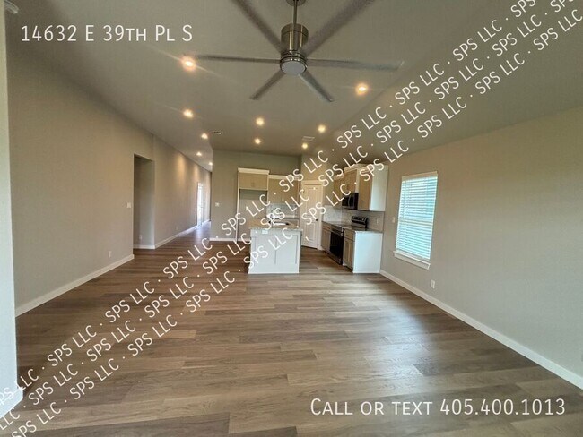 Building Photo - 14632 E 39th Pl S