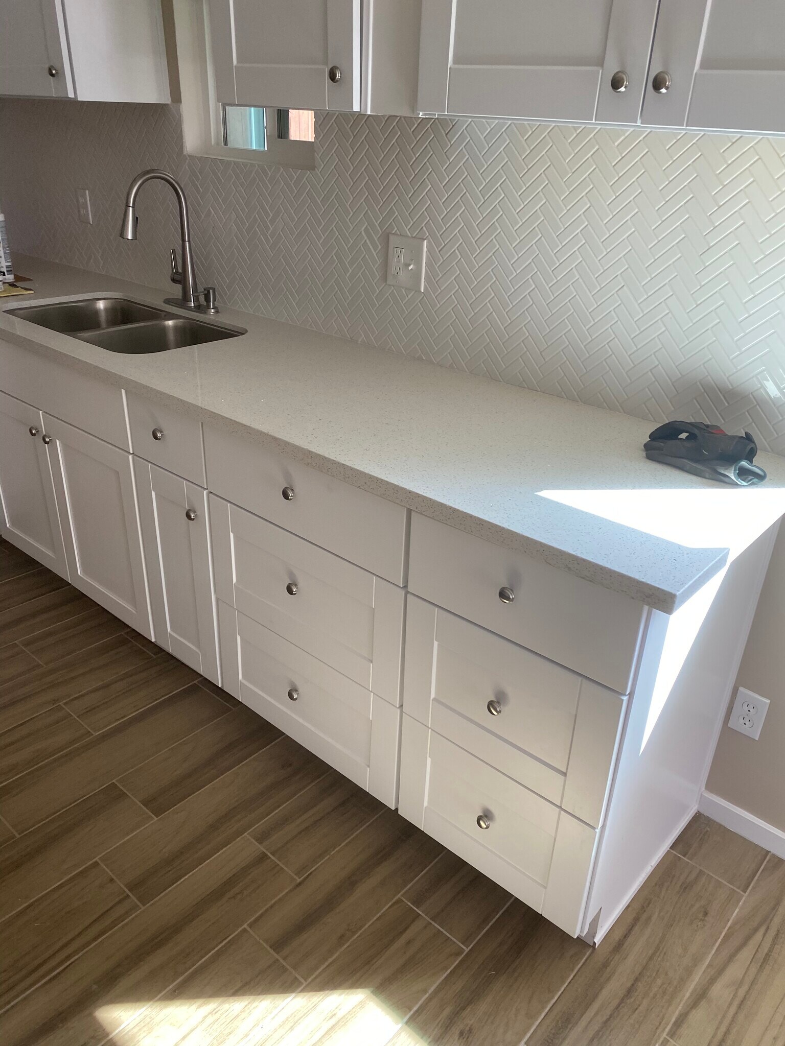 Kitchen - 32972 Rose Ave