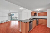 Building Photo - 350 S Miami Ave