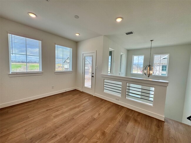 Building Photo - 1210 Shaded Rock Dr