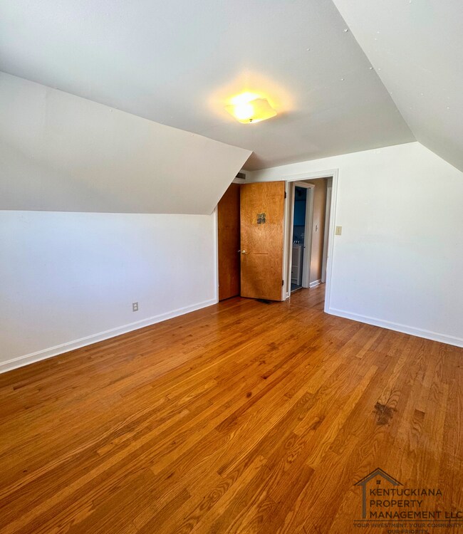 Building Photo - Charming 3BR/2BA Brick Cape Cod