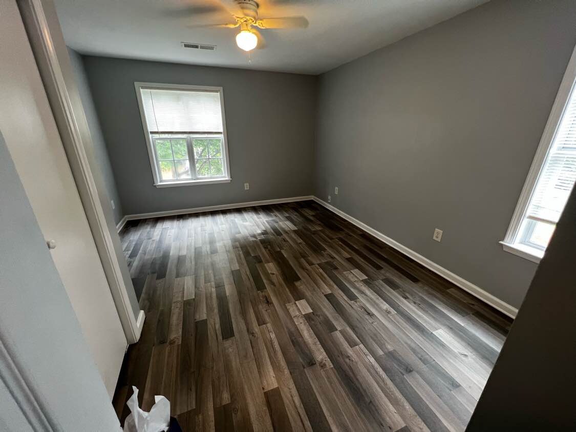 Building Photo - Room in Duplex on Jones Ave NW