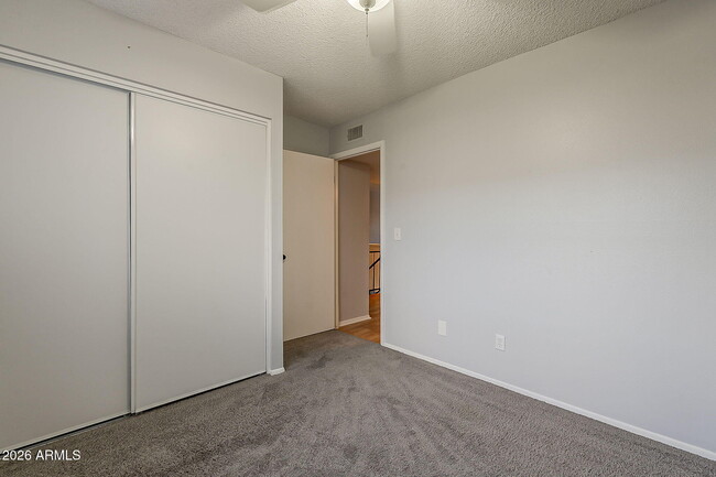 Building Photo - 4324 N Parkway Ave