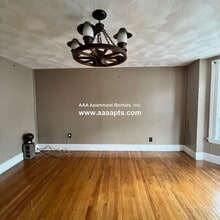 Building Photo - 42 Mansfield St