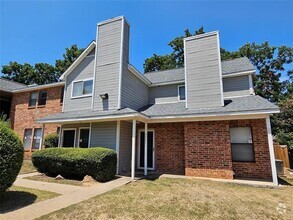 Building Photo - 3817 Evergreen St