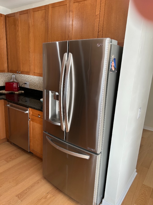 Building Photo - 200 W Grand Ave