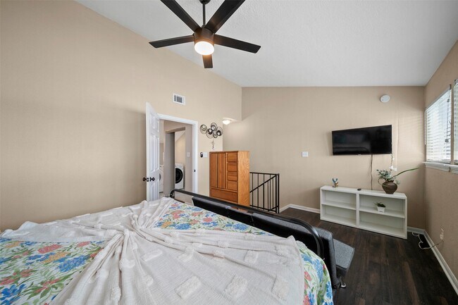 Building Photo - 7041 Kingston Cove Ln