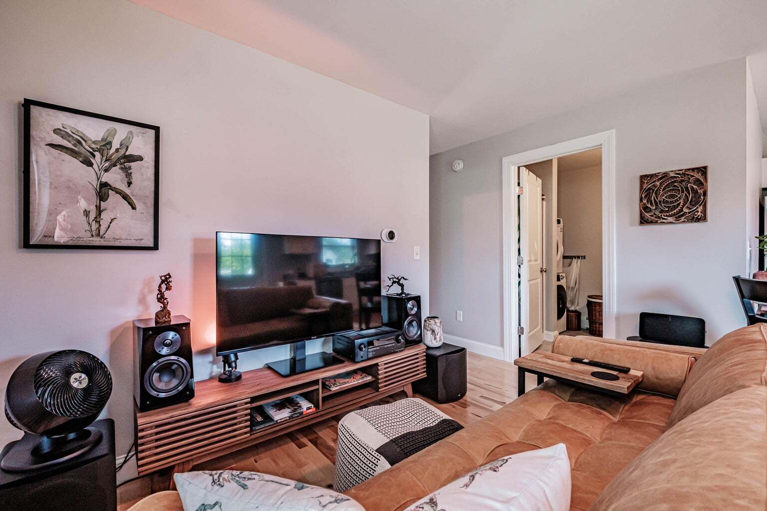 Living View 2 - 9 Dartmouth Pl