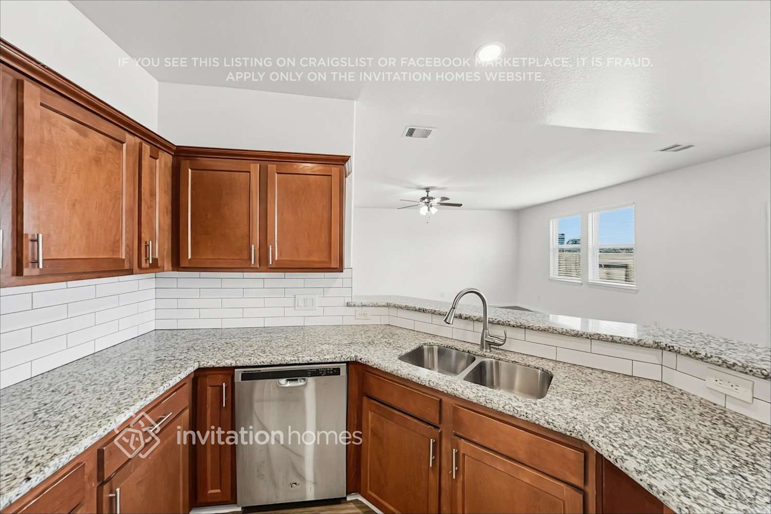 Building Photo - 18702 Walden Glen Cir