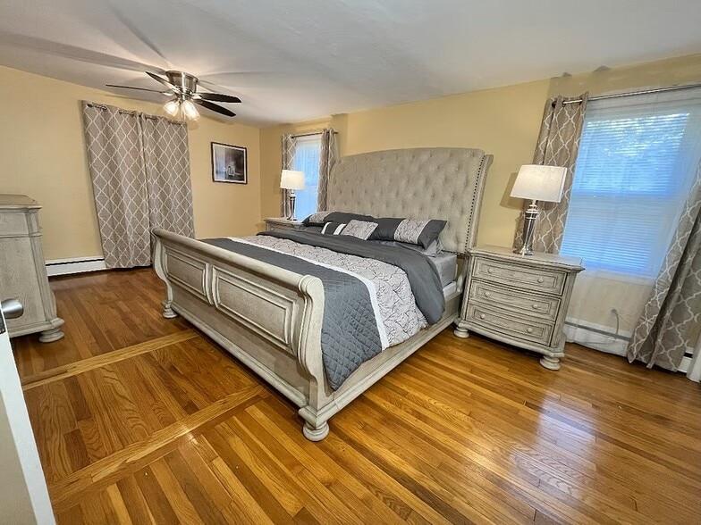 Primary Bedroom - 15 Rosemary Ln