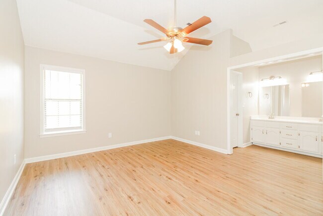 Building Photo - 7254 Schilling Cove W