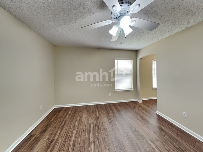 Building Photo - 1520 Irishwood Ct