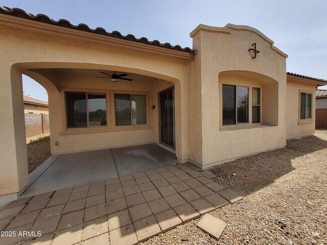 Building Photo - 17668 W Verdin Rd