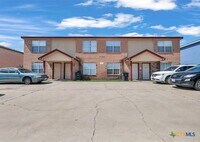 Building Photo - 1404 Dugger Cir
