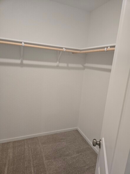 Building Photo - 720 Canyon Run