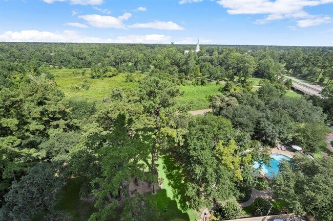 Building Photo - 14655 Champion Forest Dr Dr