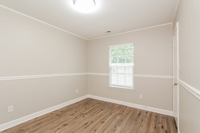 Building Photo - 4733 Aldersbrook Dr