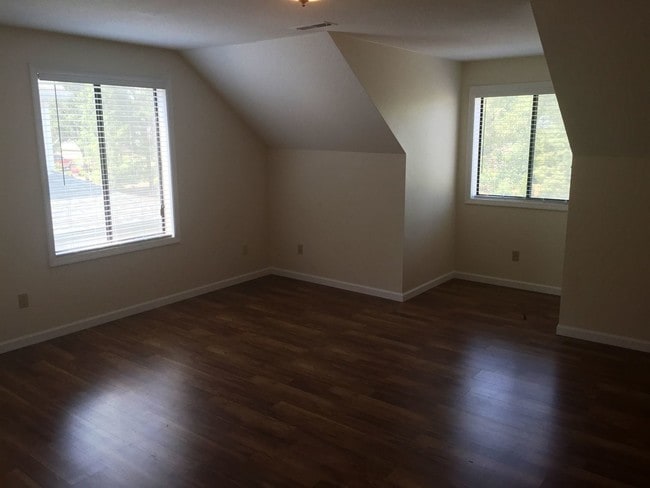 Building Photo - 4 br, 2 bath House - 9310 SW Tonopah st