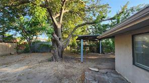 Building Photo - 808 Howell Dr