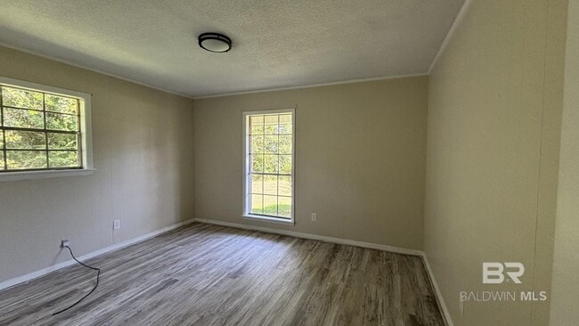 Building Photo - 9424 Hurricane Rd