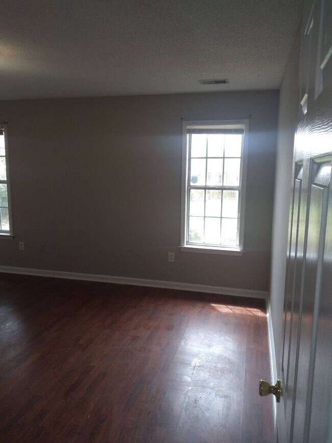 Building Photo - 4 Success is now offering this spacious 3 ...