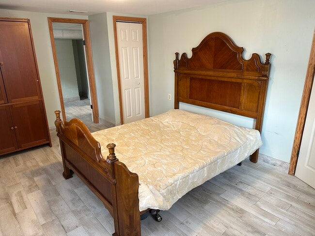 Building Photo - 891 Parkway Dr