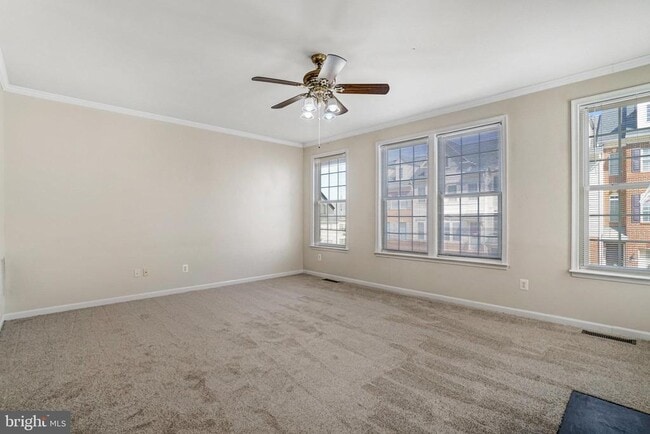 Building Photo - 9662 Potters Hill Cir