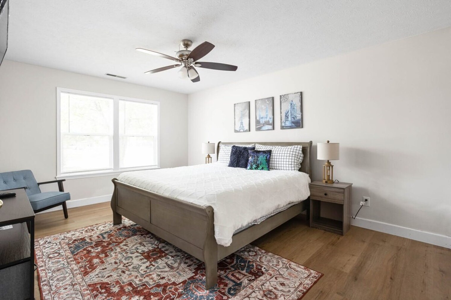 Building Photo - 3202 Grandview Way